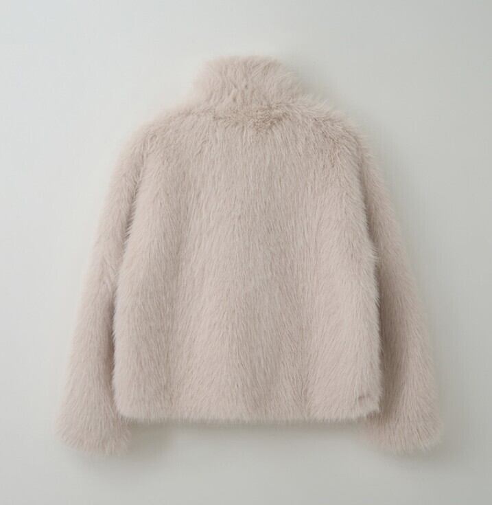 ☆rolarola人気商品最低価！！★IVE ウォニョン 着用！！【rolarola】COLLAR FUR JACKET IVORY
