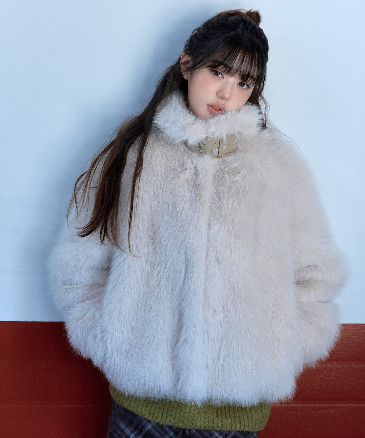 ☆rolarola人気商品最低価！！★IVE ウォニョン 着用！！【rolarola】COLLAR FUR JACKET IVORY