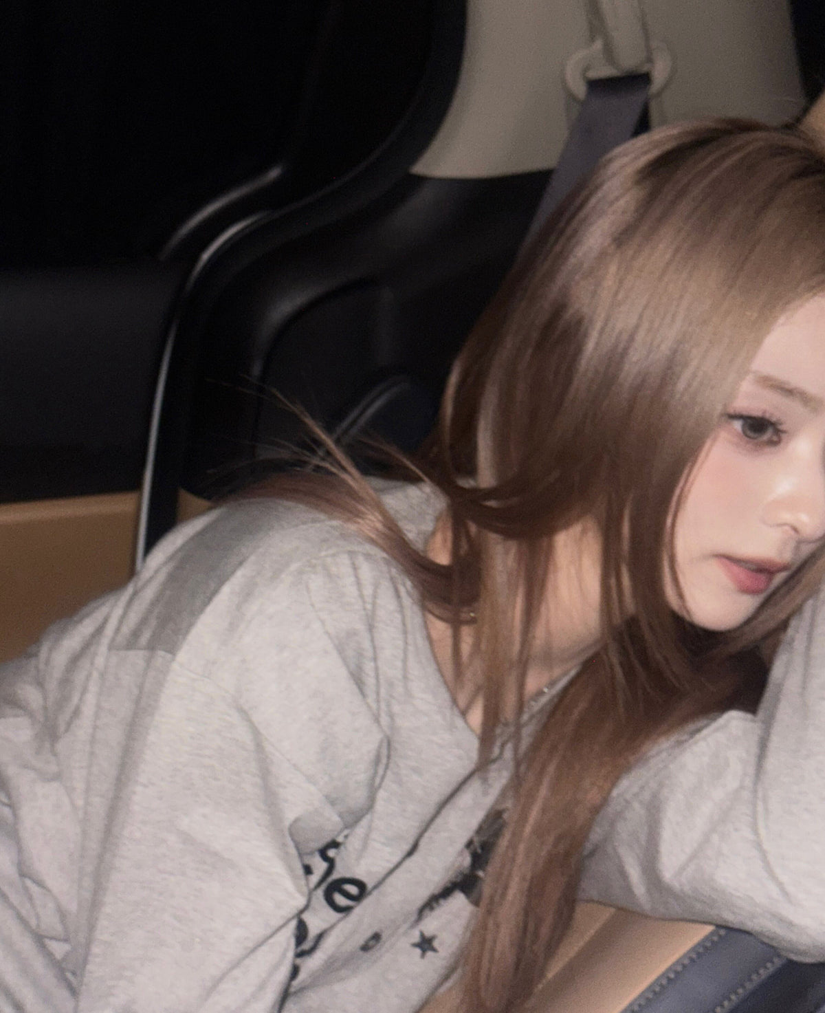 ★fromis_9 ナギョン 着用！【untitled seoul】 SINGLE UNICORN HENLEY NECK LONG SLEEVE GRAY