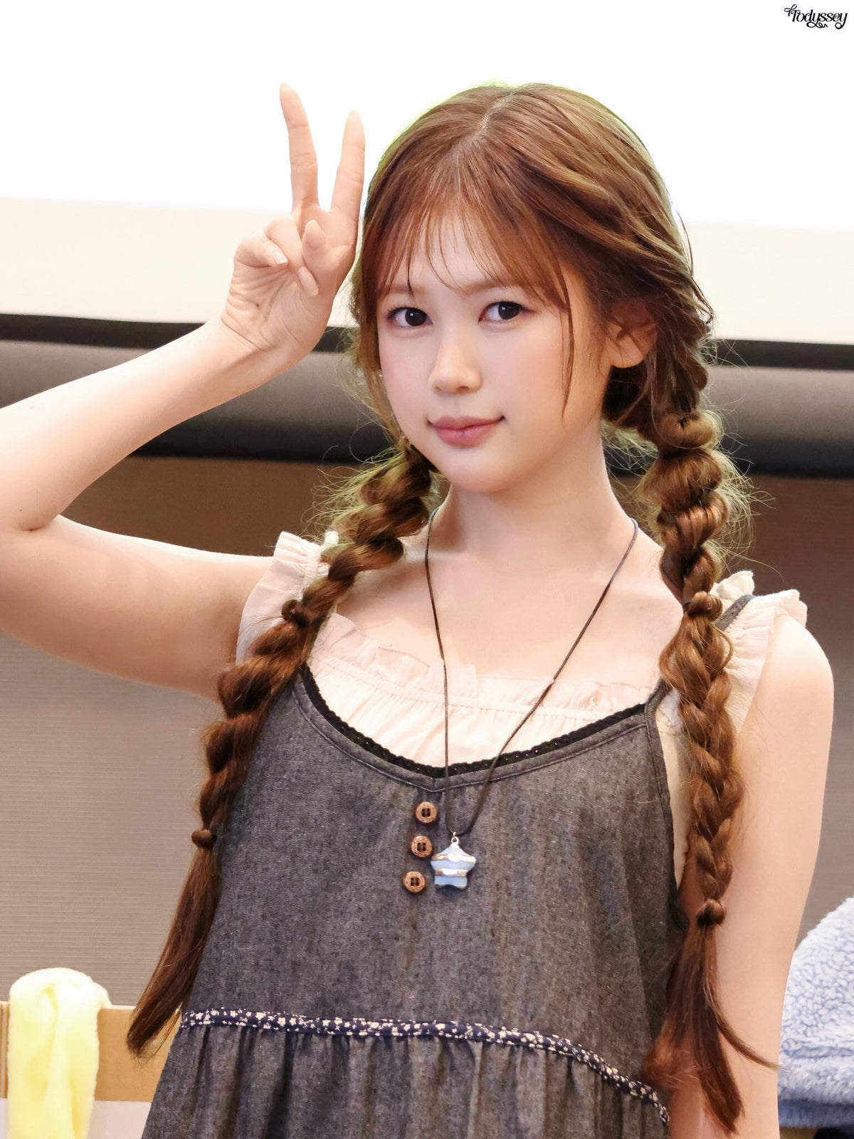 ★Hearts2Hearts イェオン 着用！【hug your skin】 Tiered mori sleeveless (Denim)