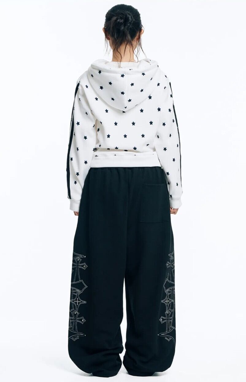 ★TWICE ミナ 着用！！【EASYNOEASY】Stud Needle Work Sweat Pants-Black