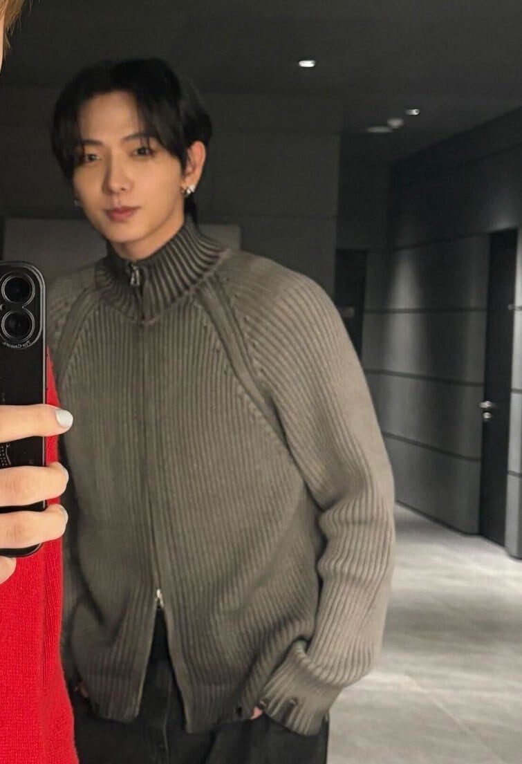 ★BOYNEXTDOOR ジェヒョン 着用！！【MMIC】MUSK ZIP-UP KNIT (BLACK)