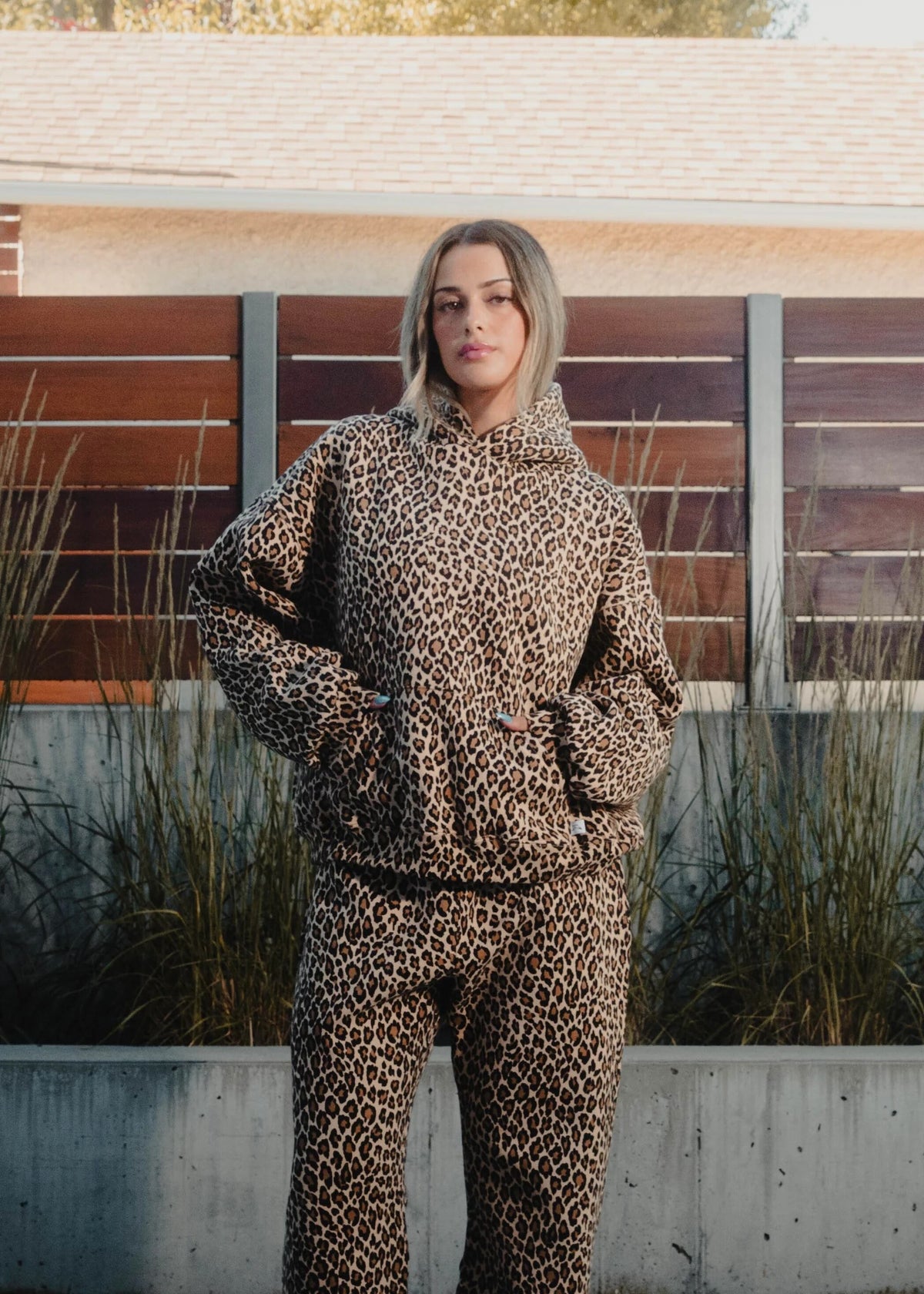 ★RIIZE ウォンビン 着用！！【AKIMBO CLUB】AKIMBO HOODIE - LEOPARD