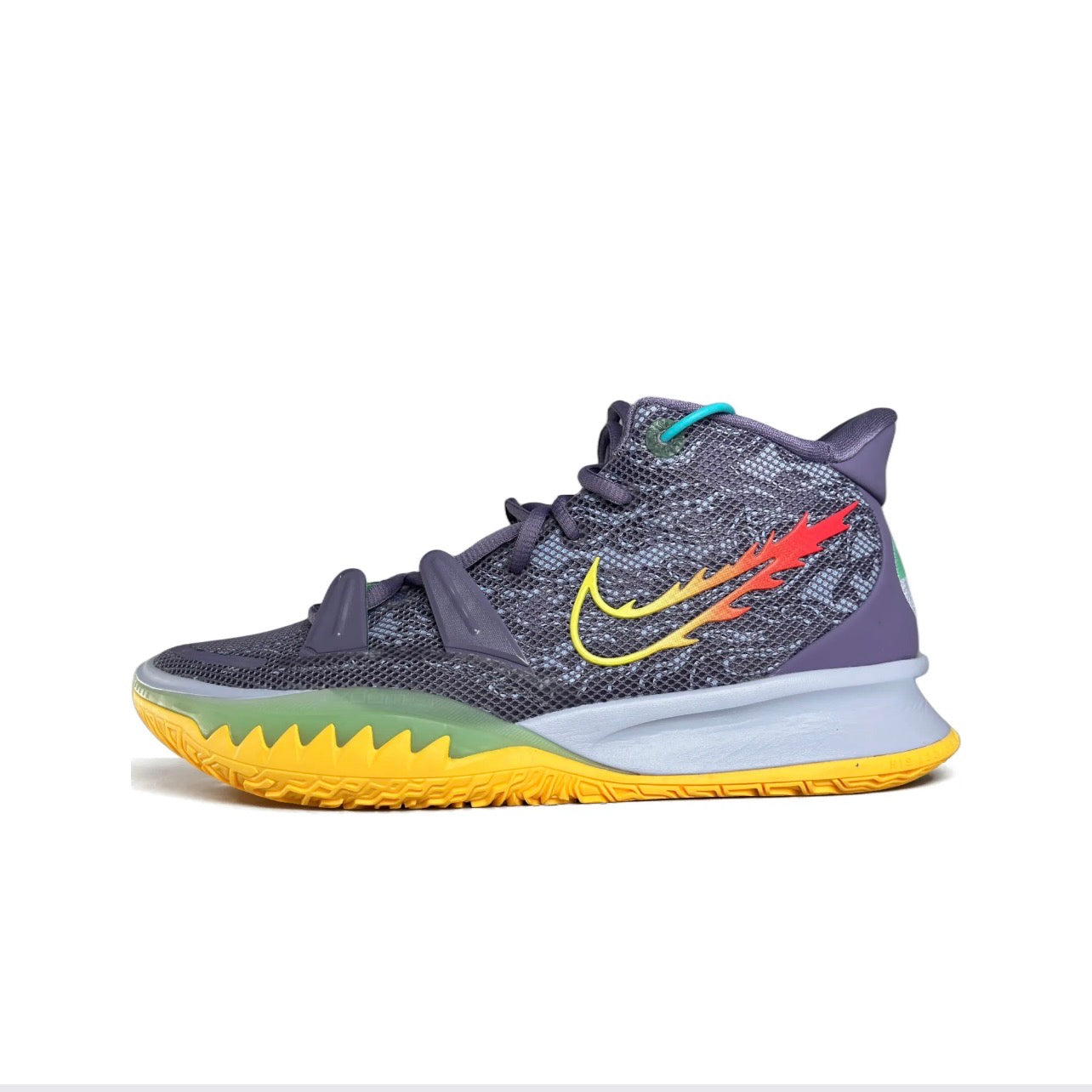 Kyrie 7