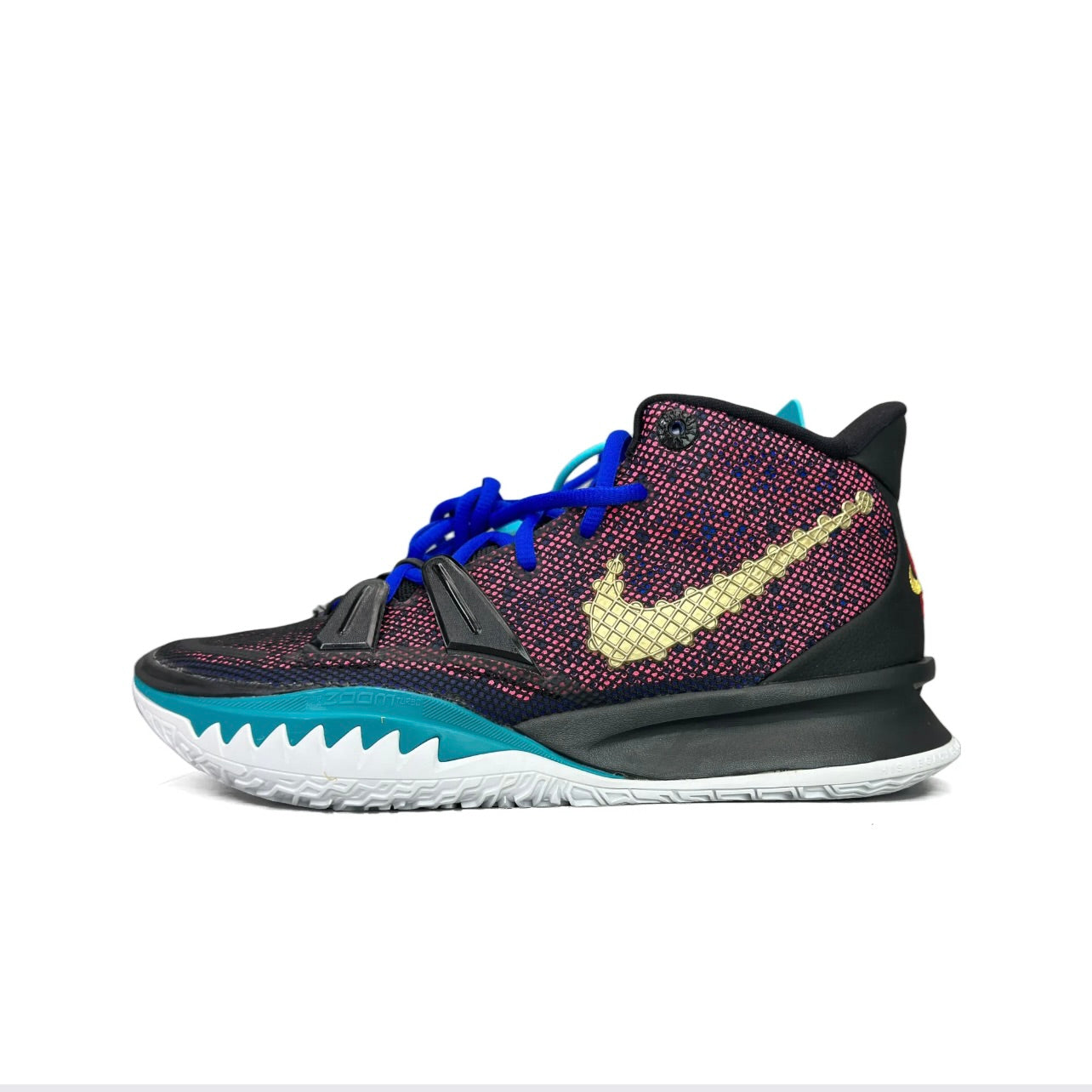 Kyrie 7