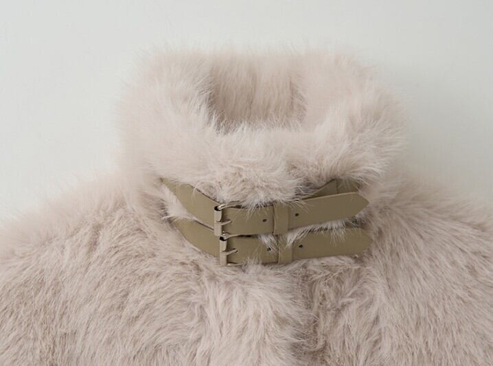 ☆rolarola人気商品最低価！！★IVE ウォニョン 着用！！【rolarola】COLLAR FUR JACKET IVORY
