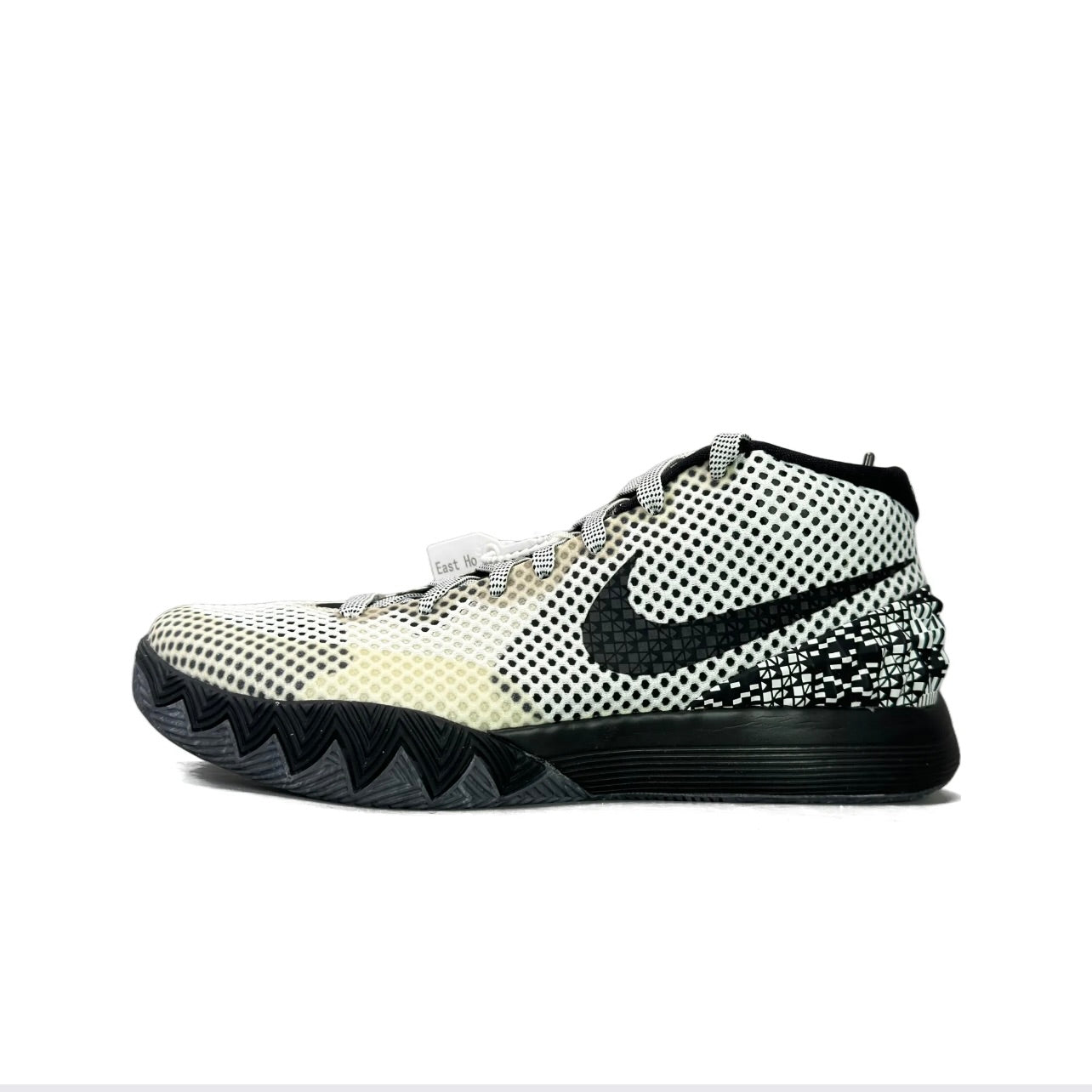 Kyrie 1