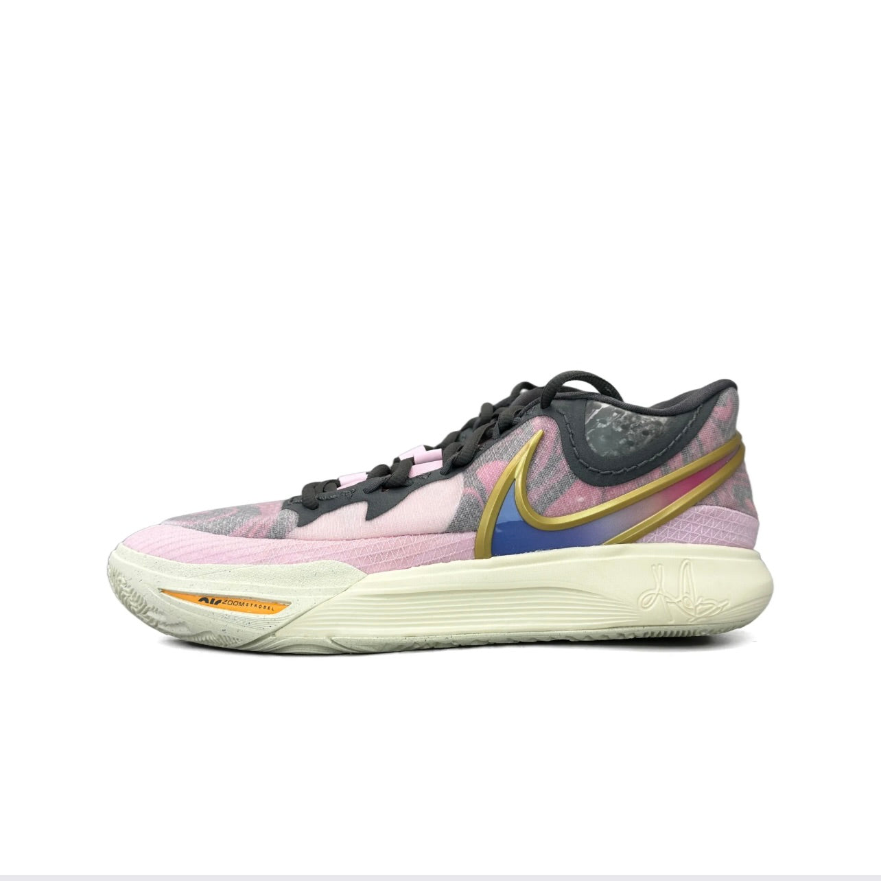 Kyrie 9