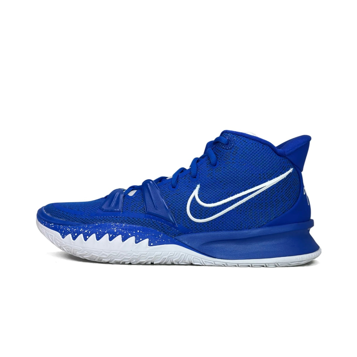 Kyrie 7