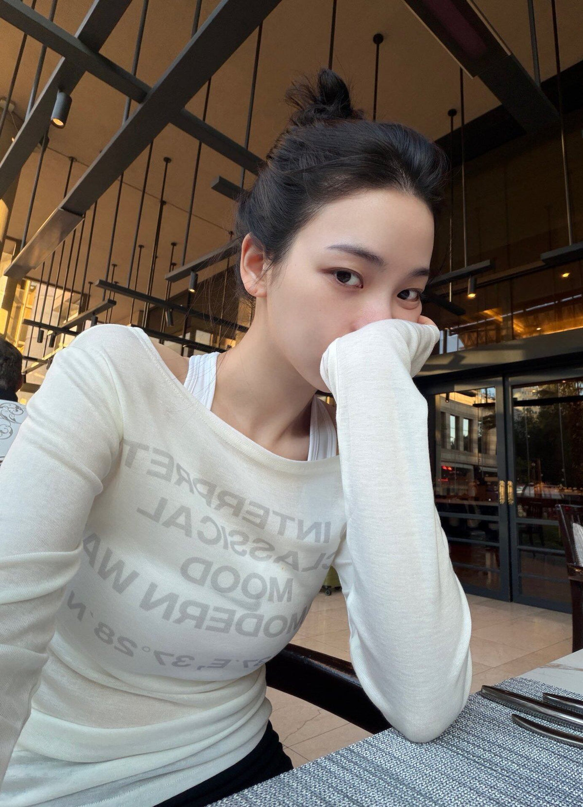 ★aespa カリナ 着用！【ROUGHTYPE】See-through Off-shoulder Long Sleeve - White