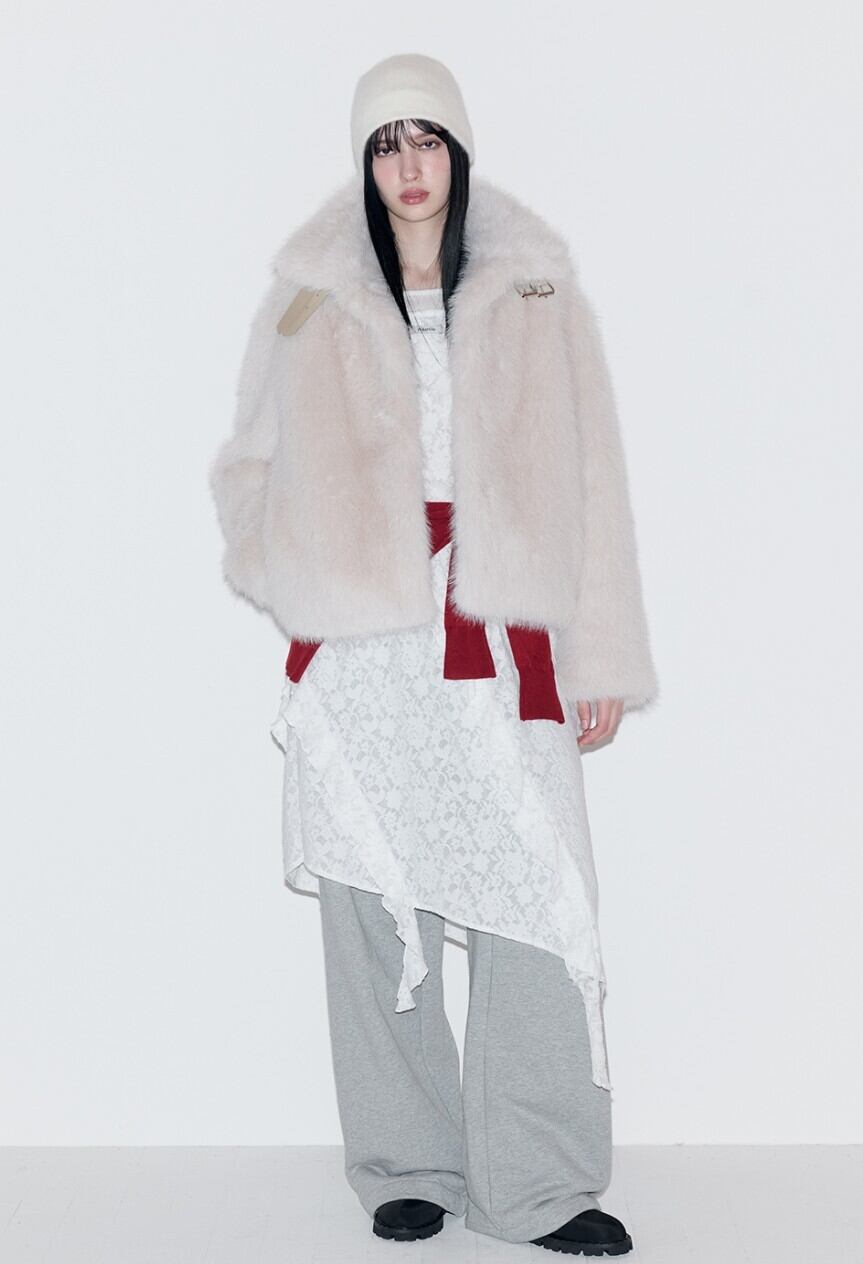 ☆rolarola人気商品最低価！！★IVE ウォニョン 着用！！【rolarola】COLLAR FUR JACKET IVORY
