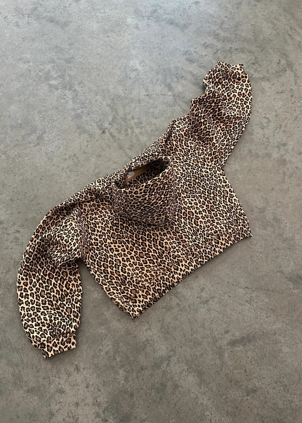★RIIZE ウォンビン 着用！！【AKIMBO CLUB】AKIMBO HOODIE - LEOPARD